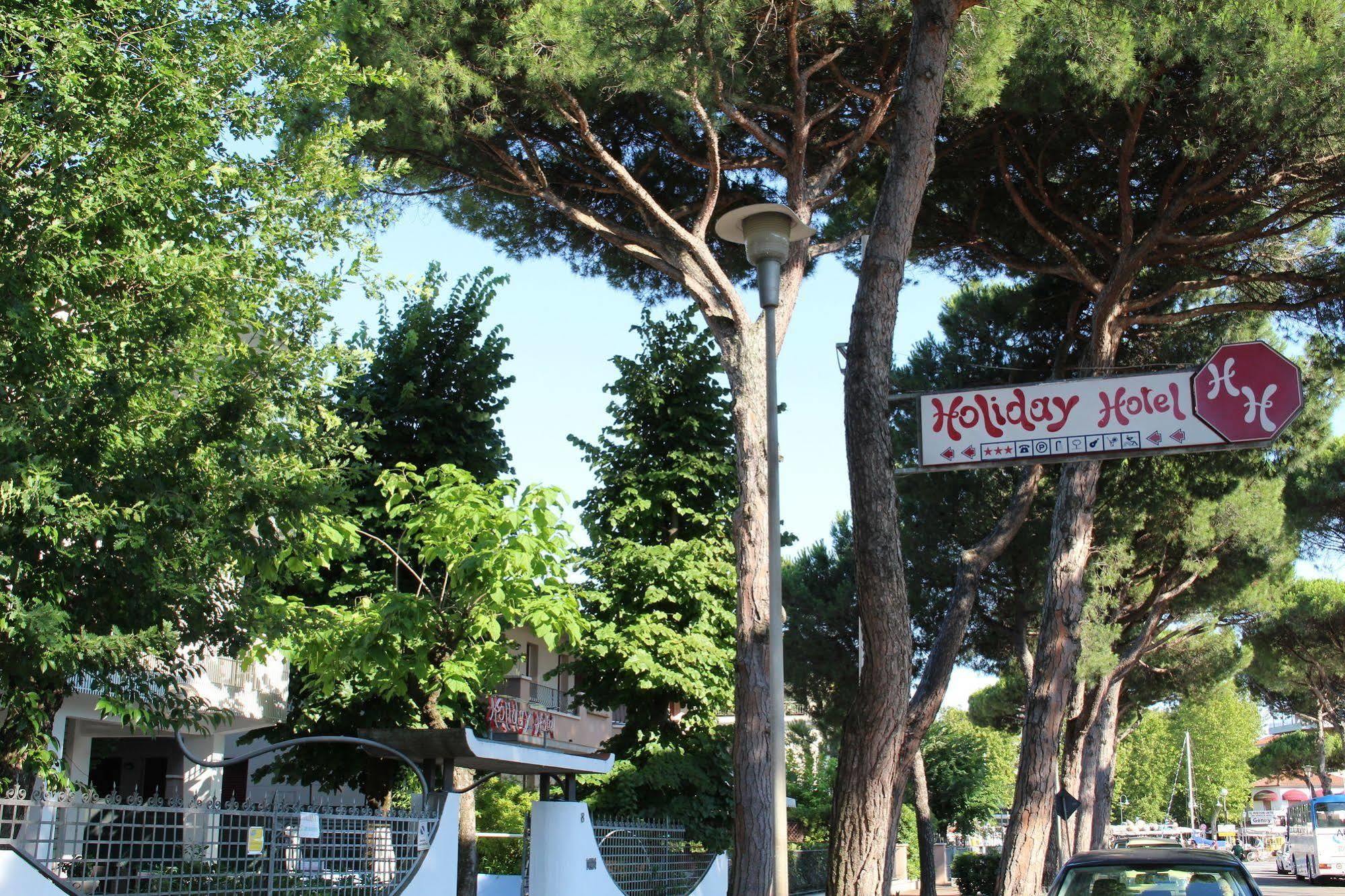 Holiday Milano Marittima Bagian luar foto